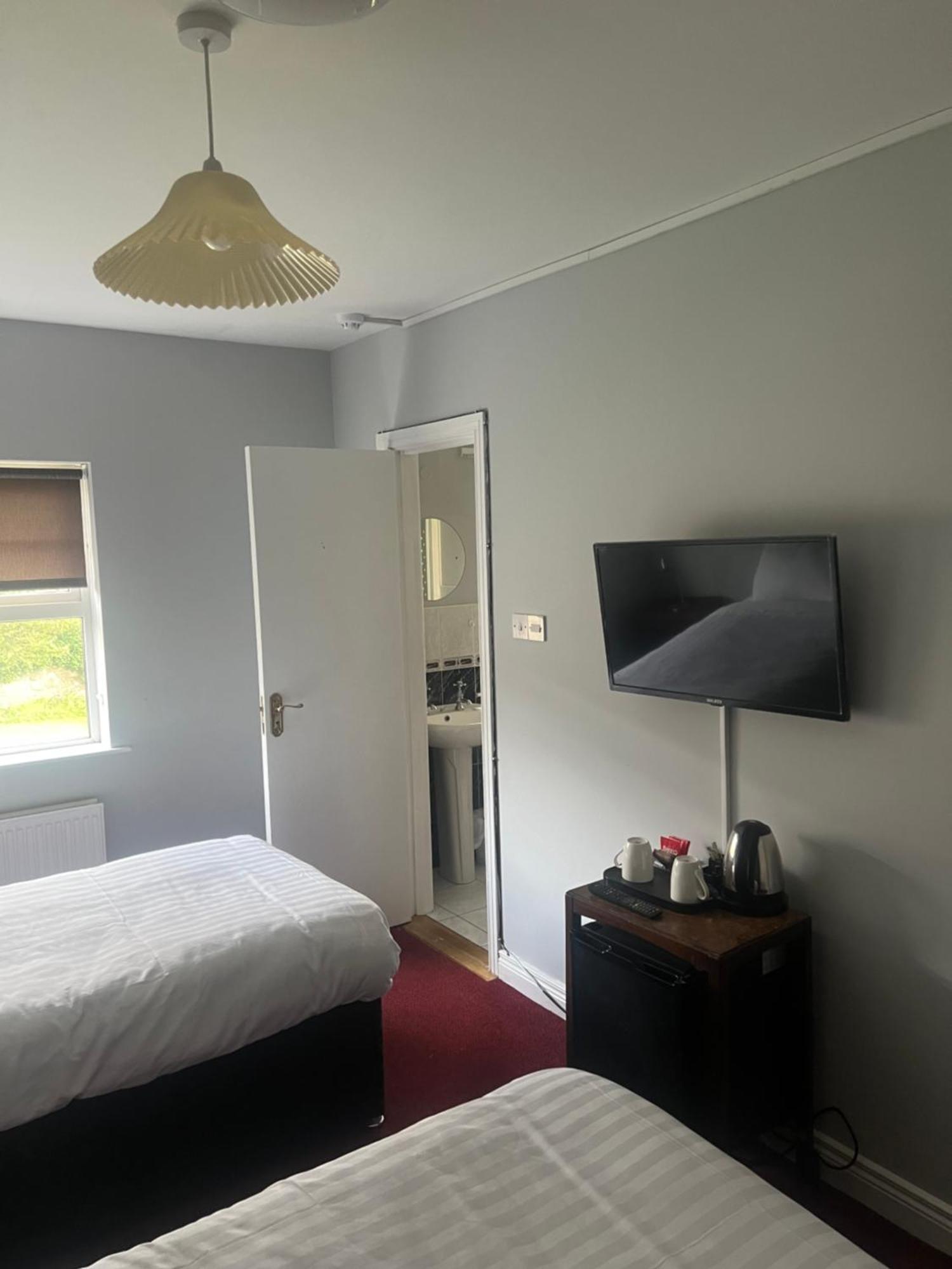 Town Clock Guesthouse Buncrana Exteriör bild